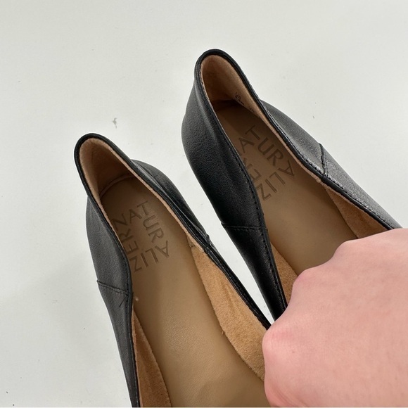 Naturalizer womens Lorna flats size 6.5 36.5 black leather pointy toe loafers - Picture 9 of 13